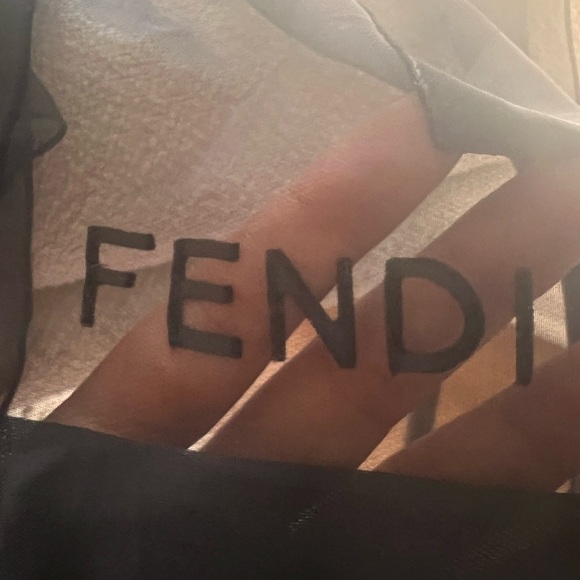 AUTHENTIC Black Fendi scarf - Picture 7 of 7